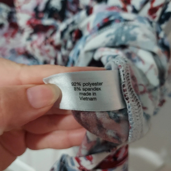 LIVI Lane Bryant Canyon Print Soft V-Neck High-Low Tank With Back Cutout 22/24 - Picture 11 of 11